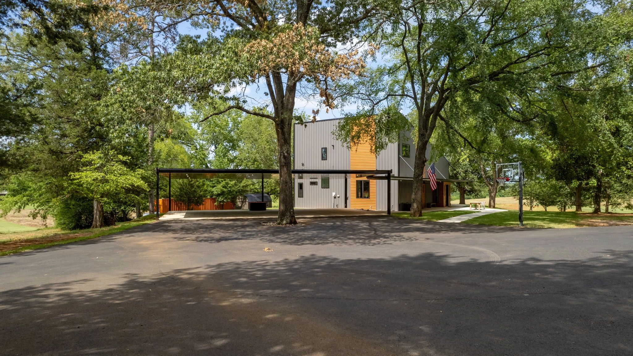 East Texas Real Estate Agent Lori Rannals