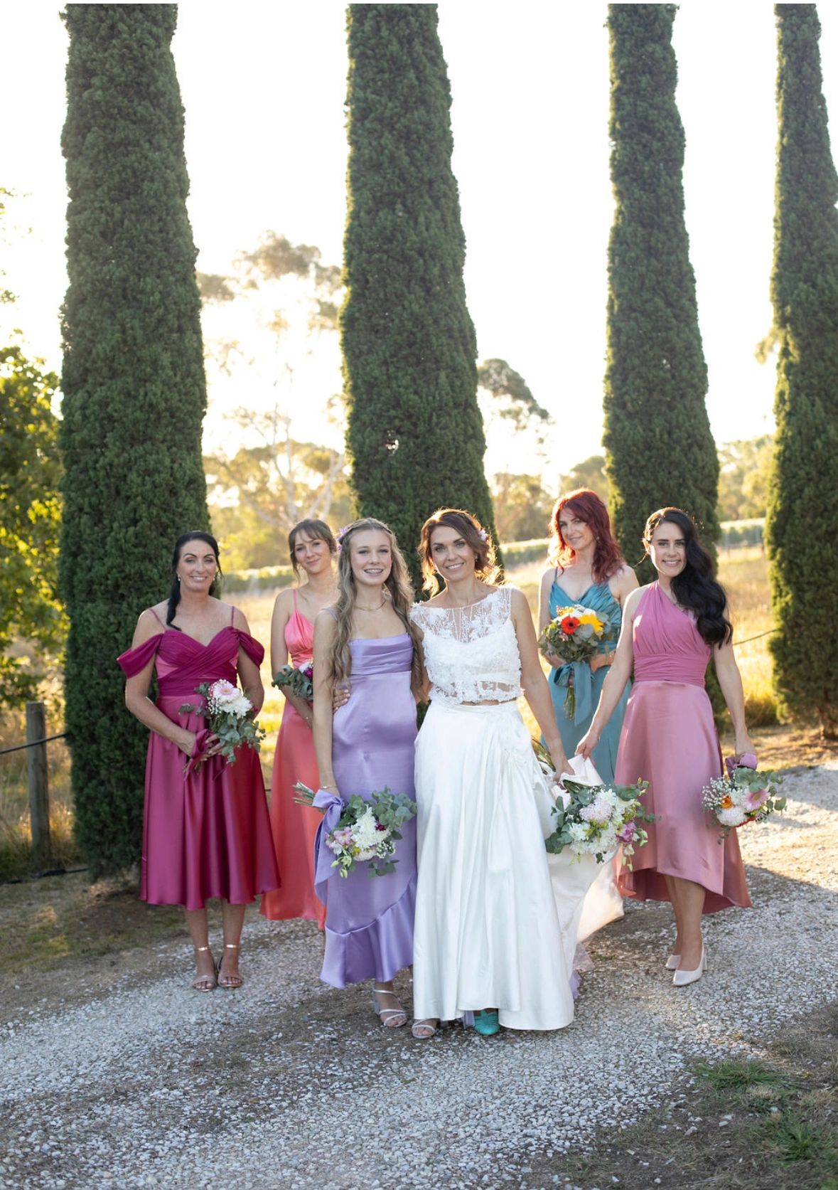 Lyn's Bridal & Formal Alterations