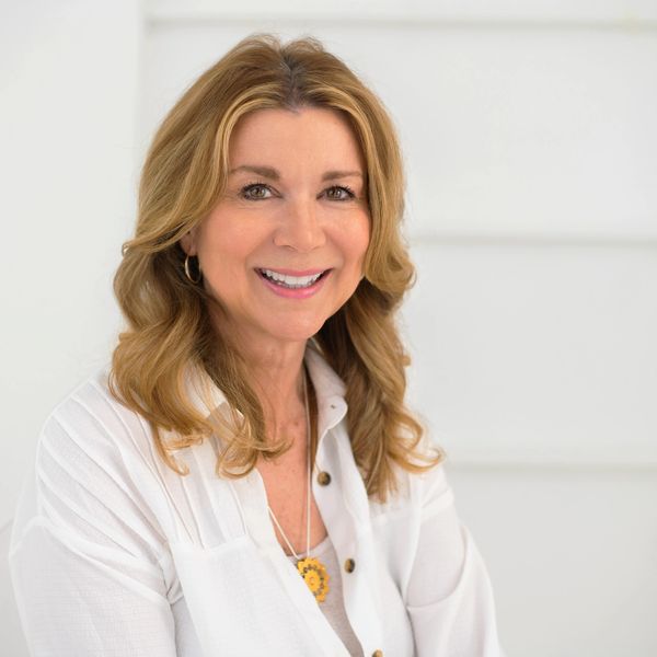 Robin Ixchel Petersen - owner