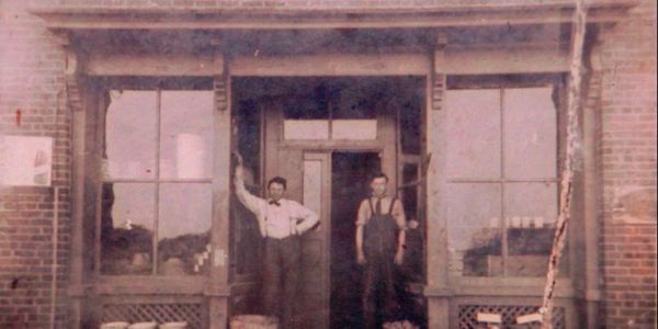 Puckett's Store