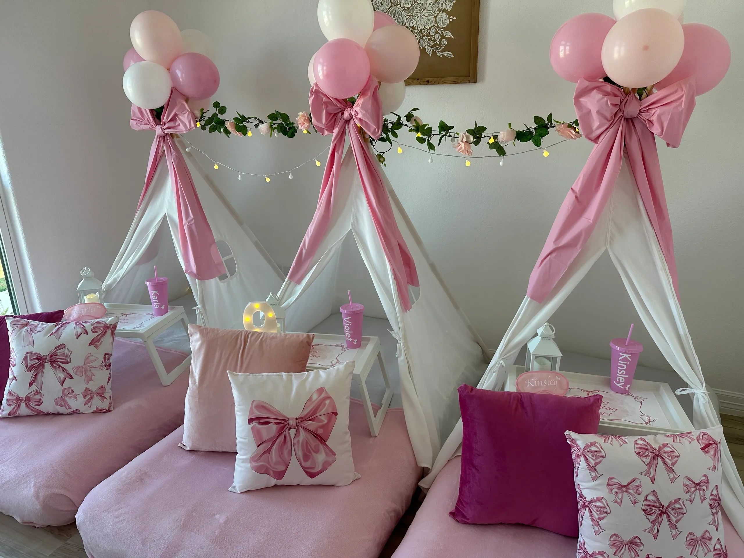 Coquette/Bow Theme