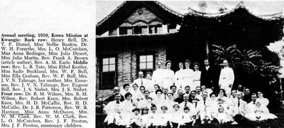 Group photo of Korea Mission annual meeting, 1910.