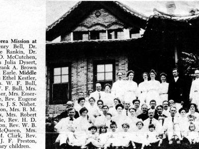 Group photo of Korea Mission annual meeting in 1910.