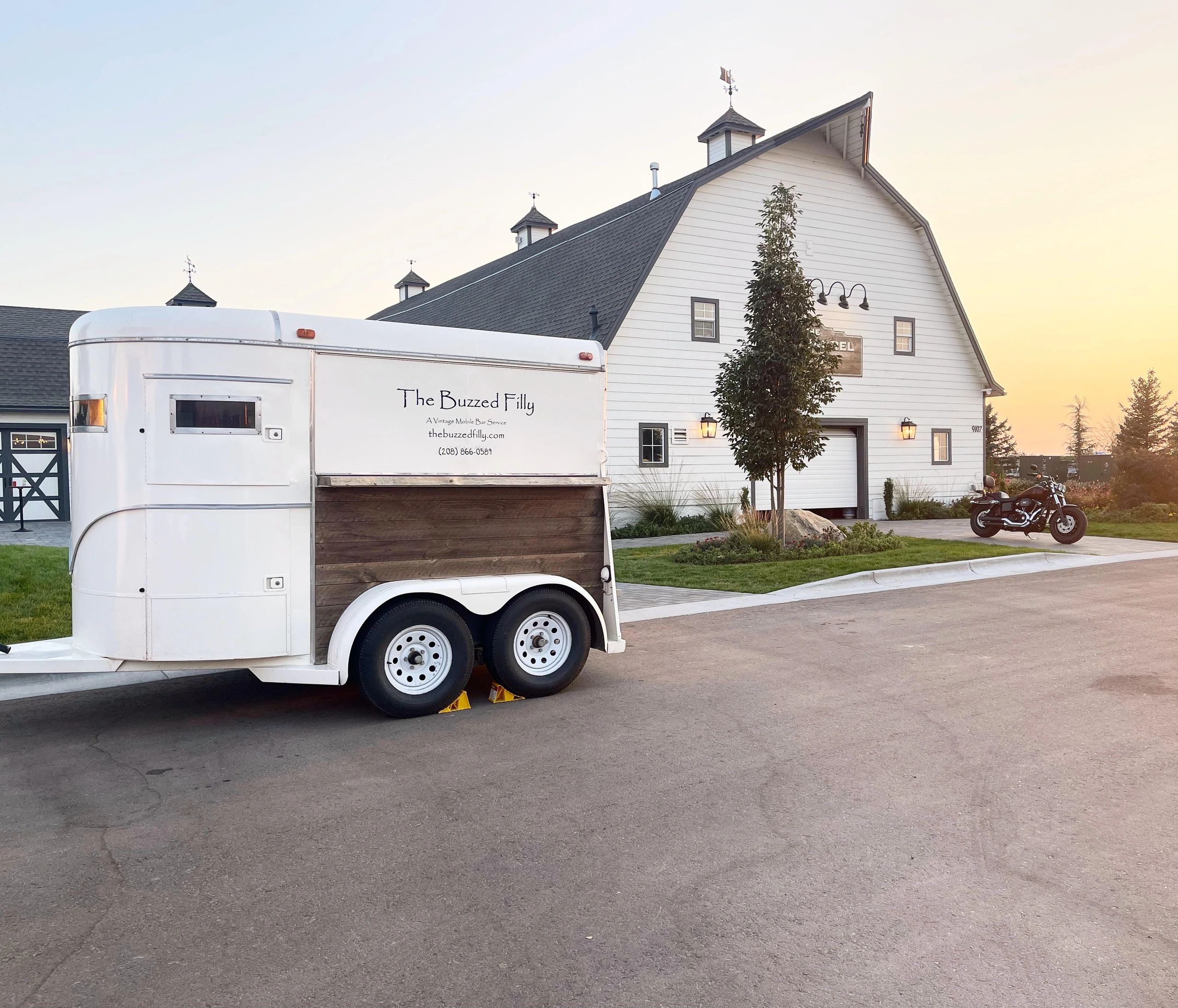 Mint Barrel Barn Nampa Wedding Mobile bar service