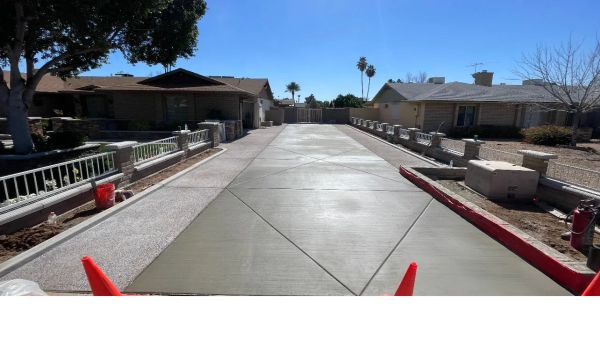 Residential concrete driveway project