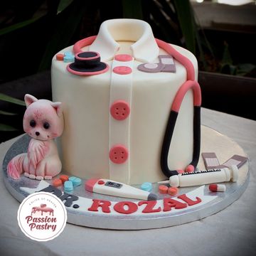 little doctor fondant cake 