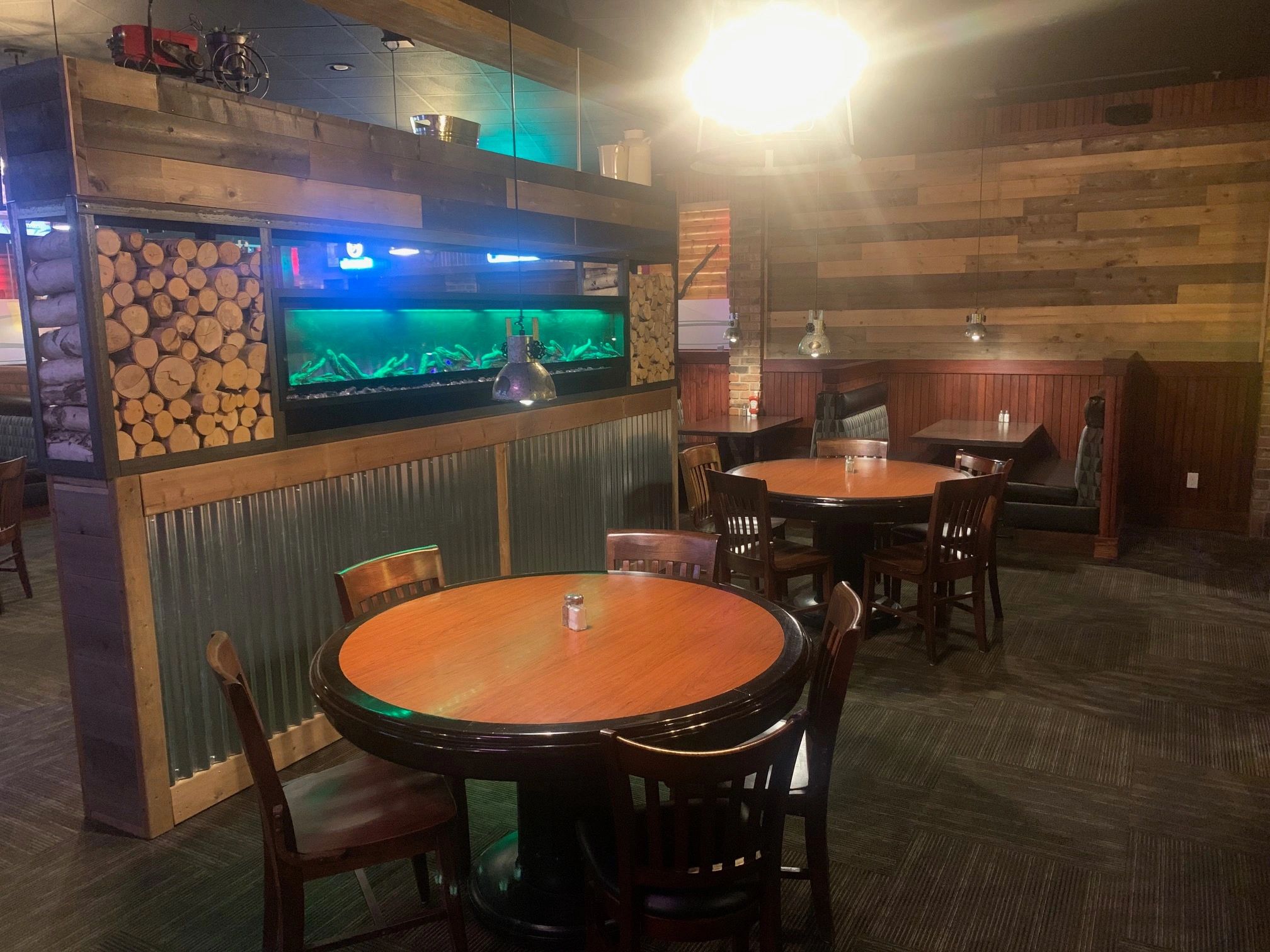 Steak, Ribs and More Restaurant Longbranch Steakhouse Lloydminster