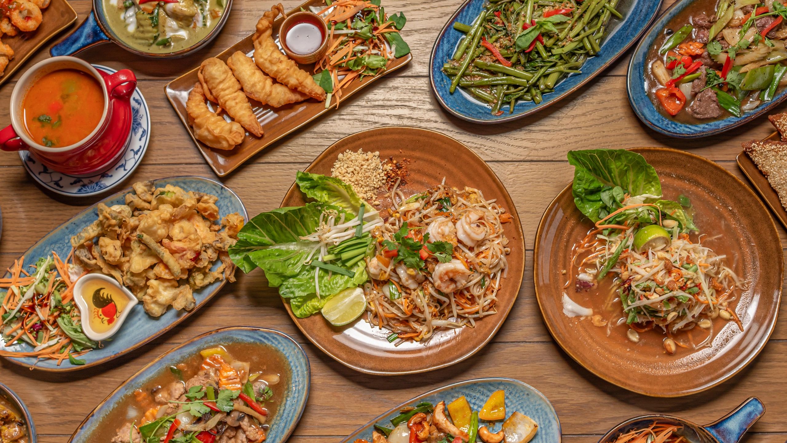 Tana Lounge Thai Restaurant