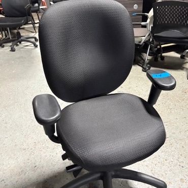Black Global OTG Chair 
