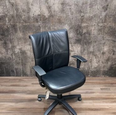 Steelcase Turnstone Jacket 
