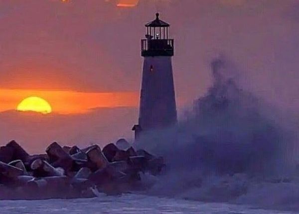 Sunrise waves Lighthouse