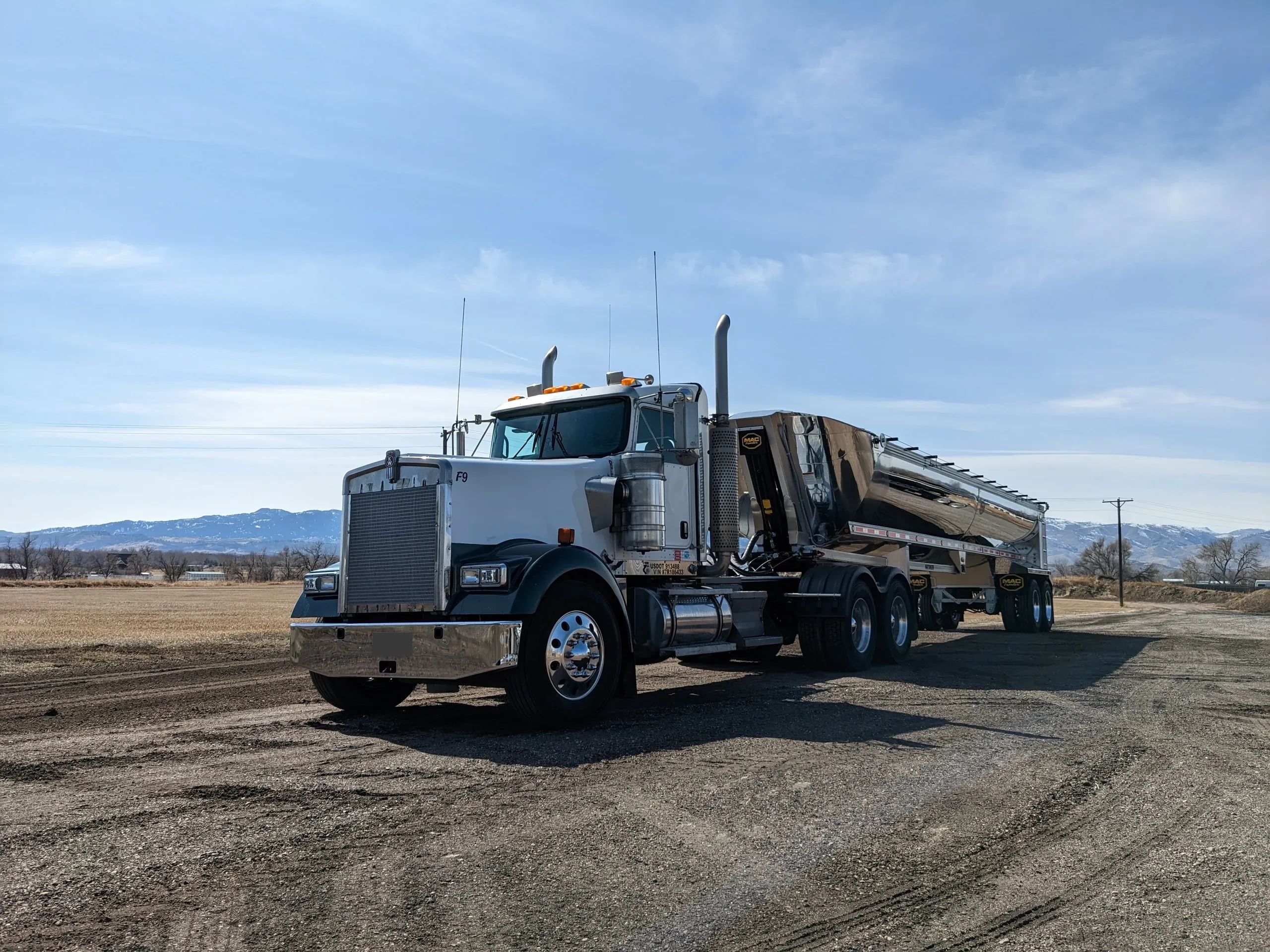 Foothills Trucking, LLC