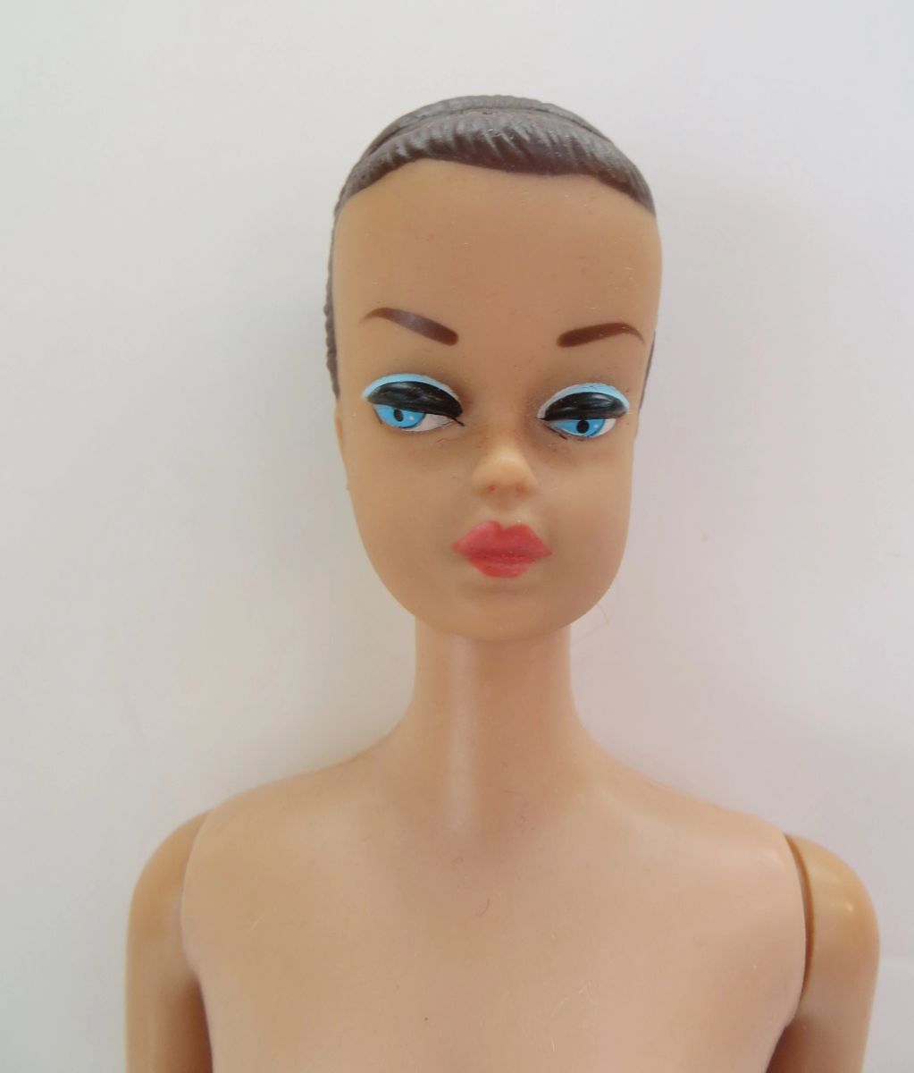 Vintage Fashion Queen Barbie Doll