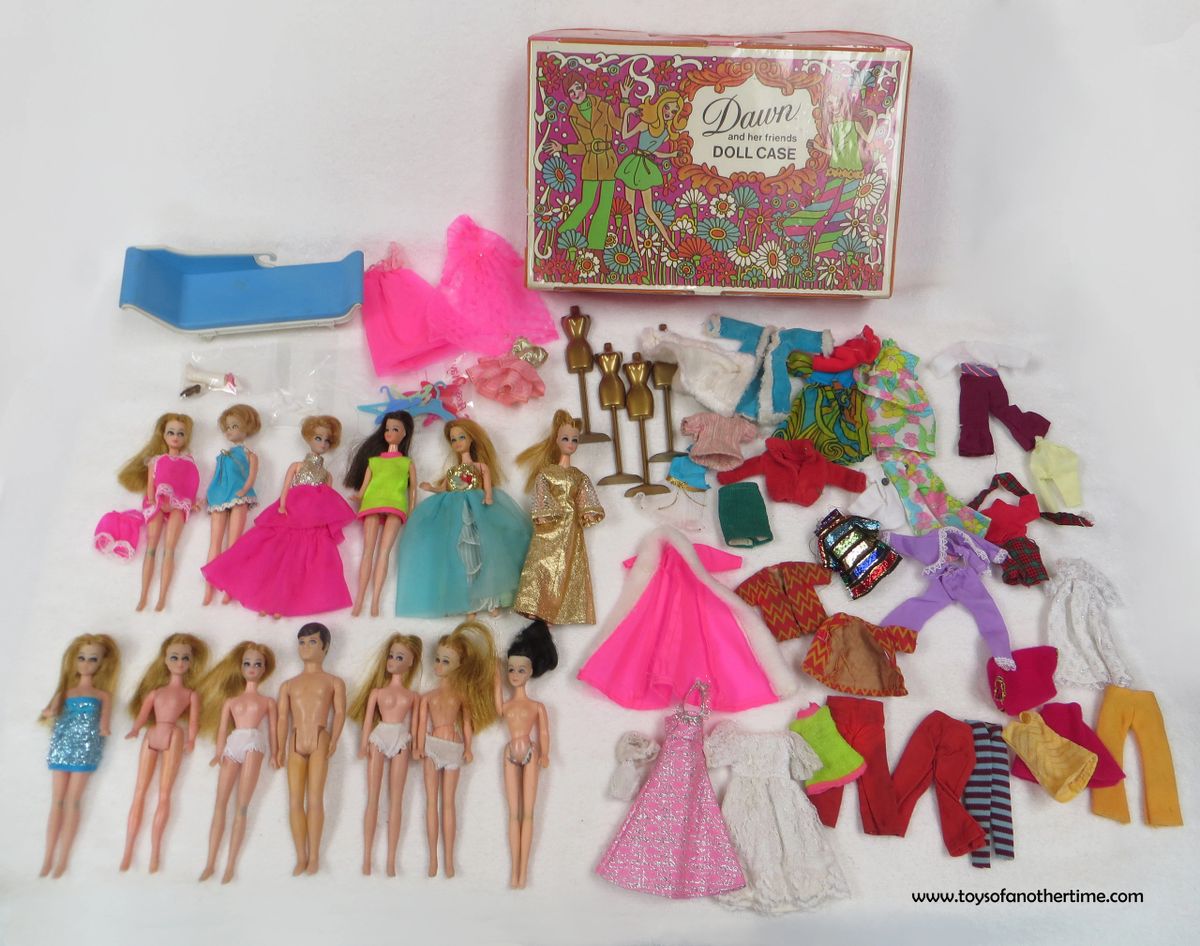 Lot of Topper Dawn Dolls, Clothing, Case, Extras