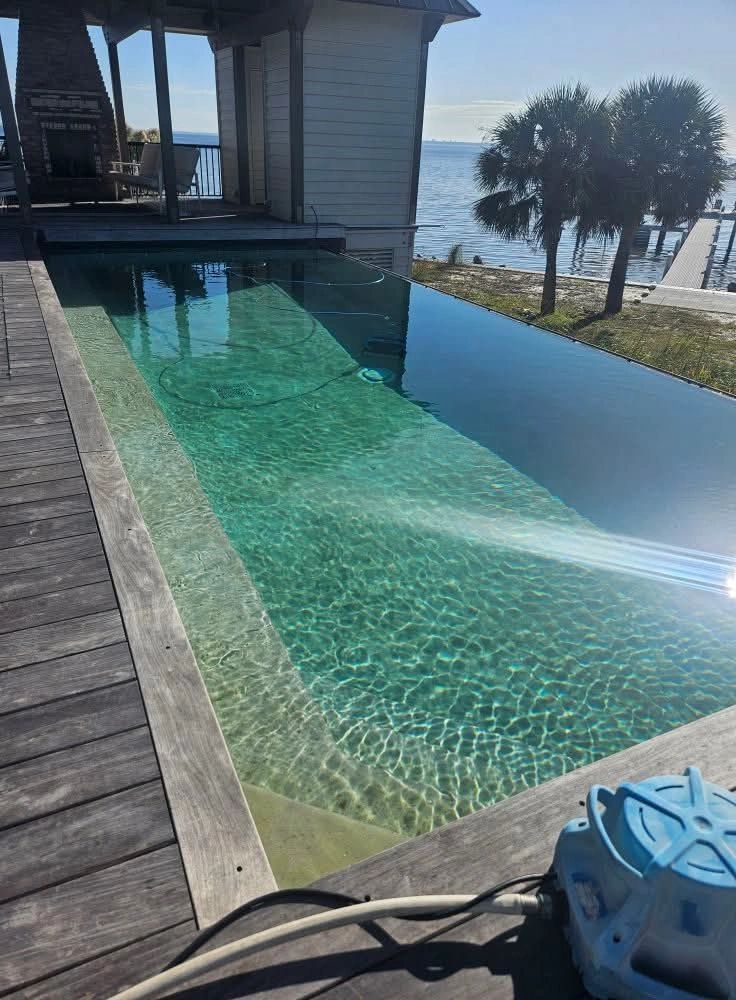 A 2025 new pool trend for natural biological swimming pools?