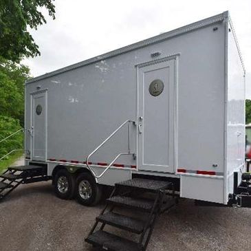 6 person portable toilet rental in Massachusetts