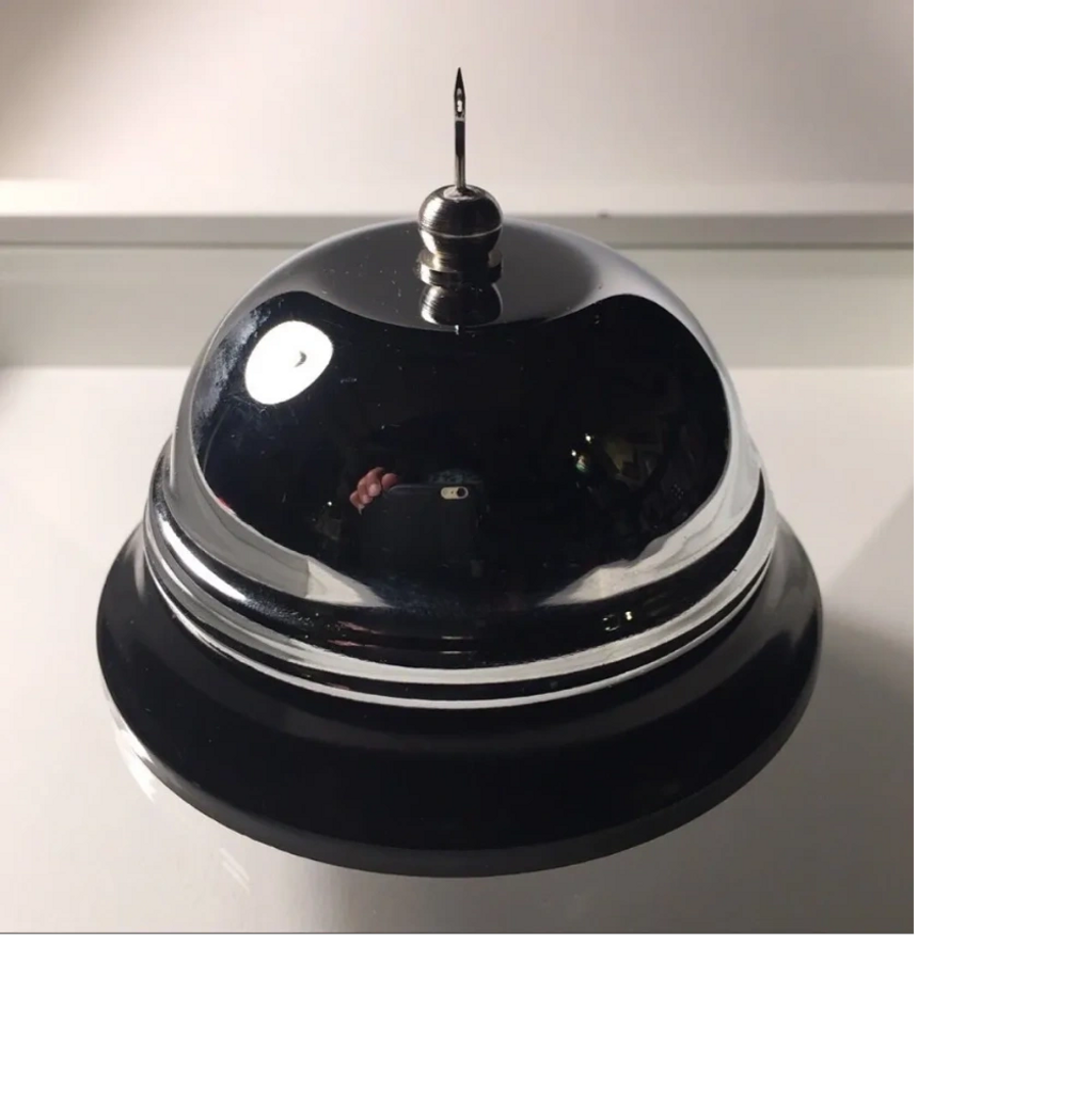 Al-Aqsa Dome, 2015

Ed.1/3 Edition 
Desk Bell and Needle
50 x 50 cm
