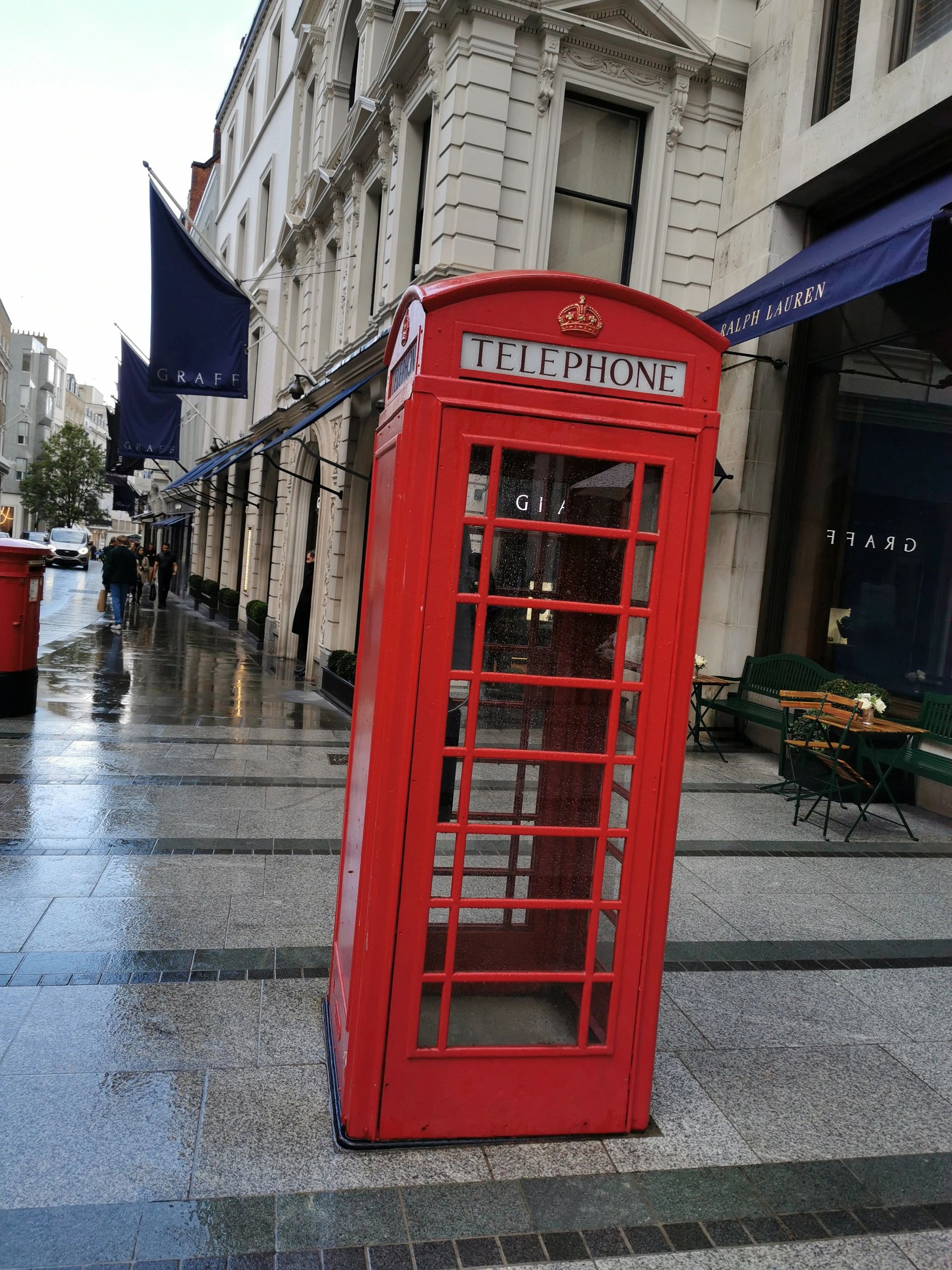 ロンドンの象徴　レッド フォン ボックス ロンドンの象徴 レッド フォン ボックス Red telephone box