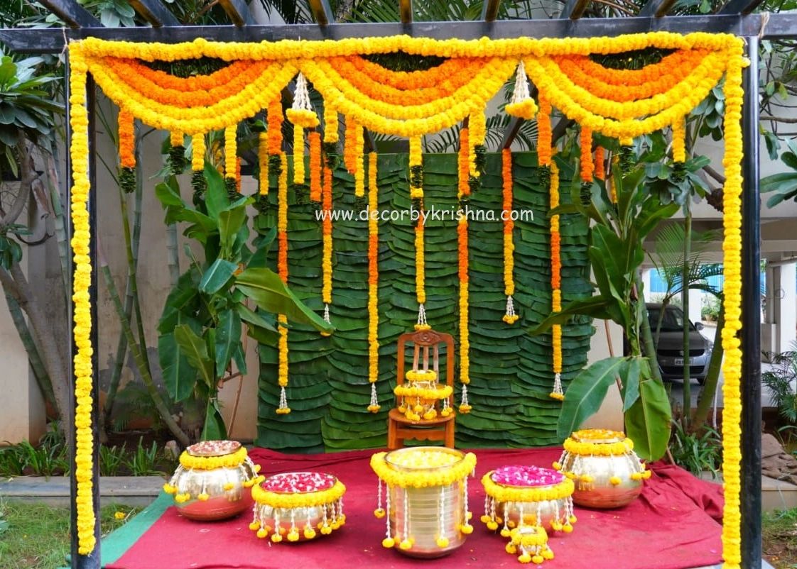 Mangala Snanam Decor ✨💛 Check out our bio to 📞 . #sparksmedia  #weddingseason #weddingdecor #decor #flowerdecoration #Haldidecor #