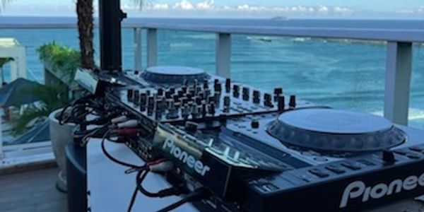 CDJ, Mixer e DJ
