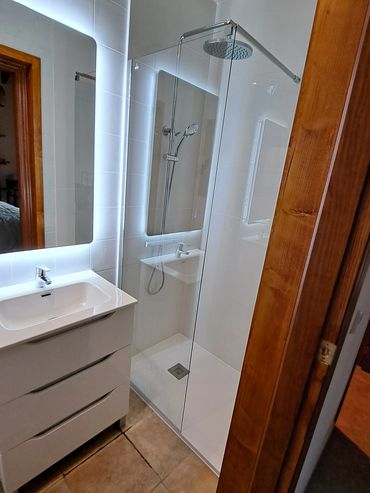 Small bathroom extension and fitout