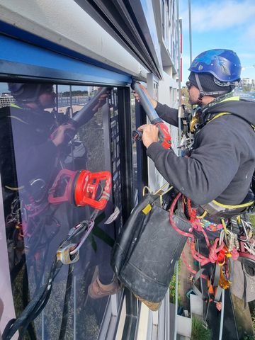 Rope Access Sealing And Caulking Works