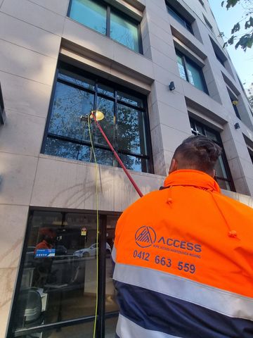 Window Cleaning/ Commercial Window Cleaning/ Residential Window Cleaning