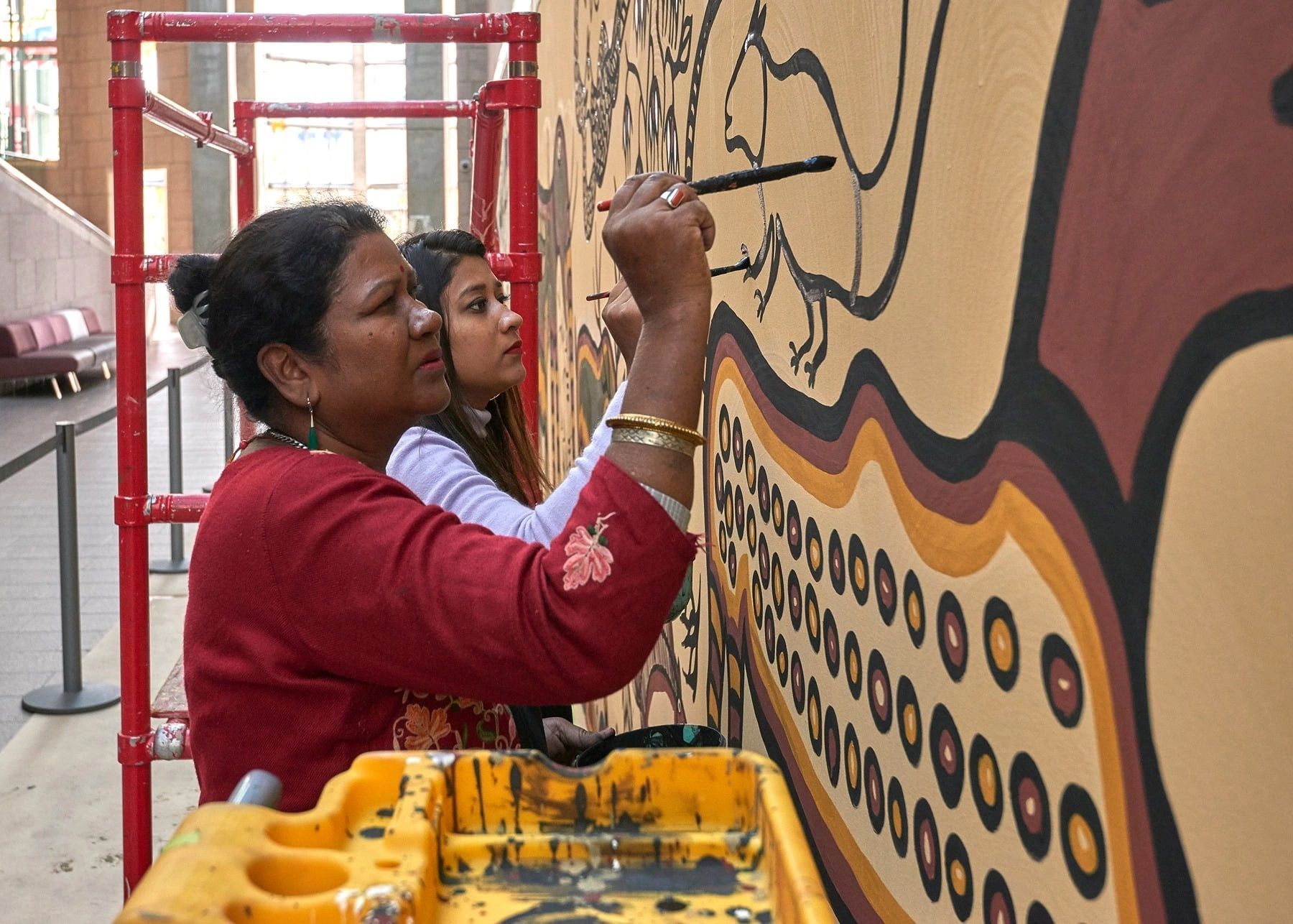 When 'Sohrai' n 'Khovar' of Hazaribag reached 'Gallery of CANADA'