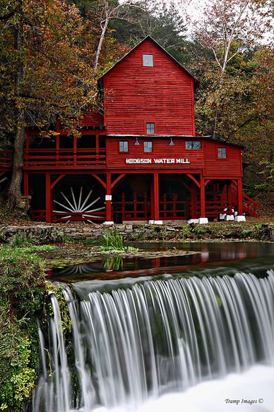 Hodgson Water Mill is one of the historic grist mills in Missouri. 
