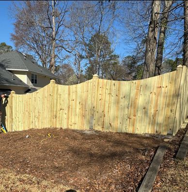 Scalloped Fencing in Evans, GA.