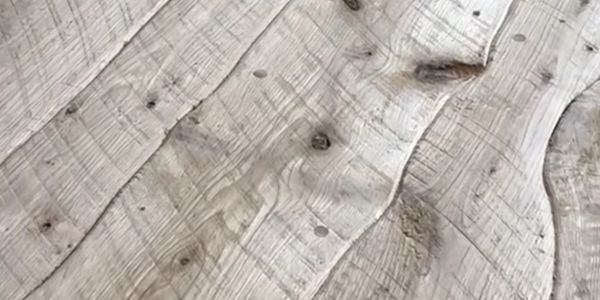 Austin MacDonough’s team perfectly fit live edge floor. Beautiful!! 