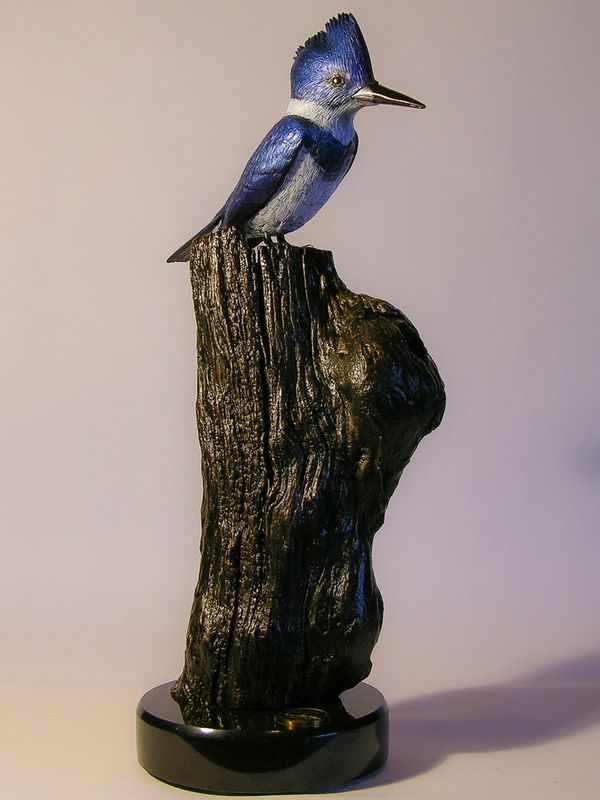 Kingfisher on log wildlife sculpture