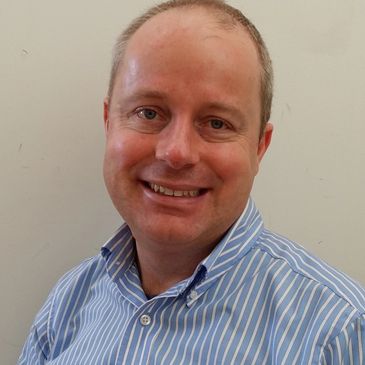 DR ANGUS THOMSON specialises in endoscopy (gastroscopy and colonoscopy), general gastroenterology an