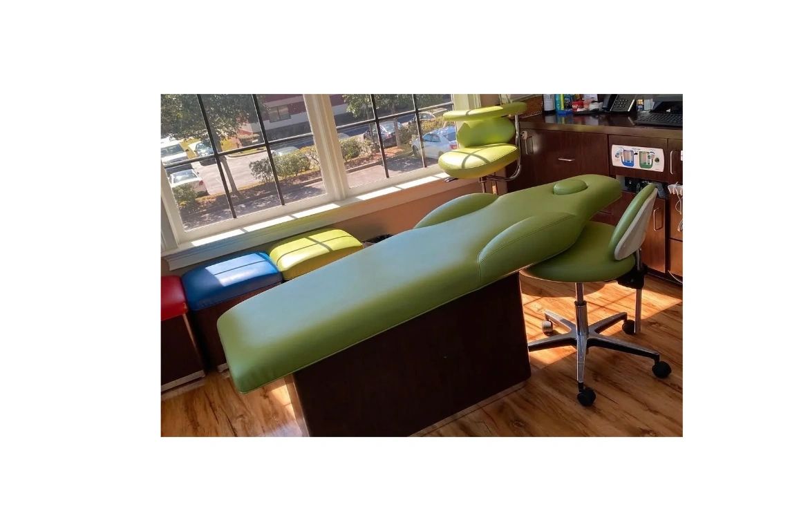 Providing dependable, high-quality cleaning services for residential and commercial clients.
