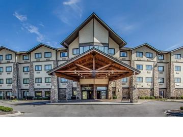 Exterior hotel entrance and building, Comfort Inn & Suites Near Lake Guntersville