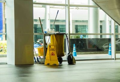 Cleaning facilities with multi-tenants.