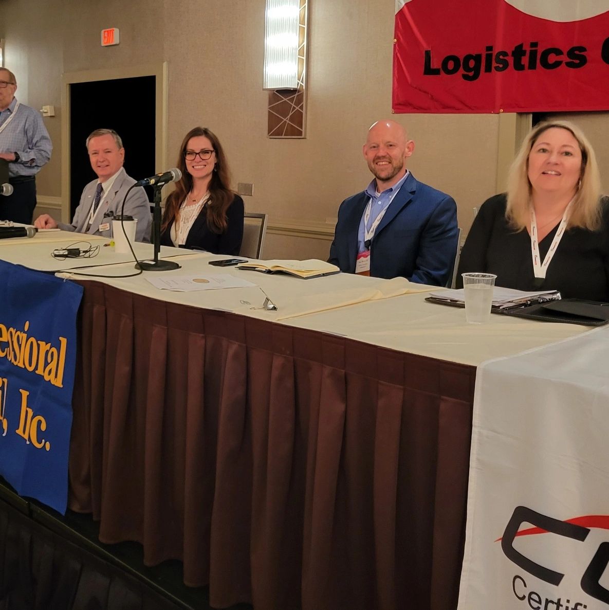 Professional with expertise in contracts, claims mediation, and C-level relationship management.