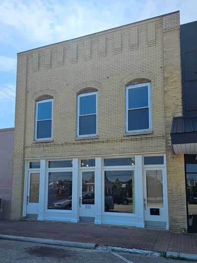 Image of the Darling Arts Studio and Gallery building