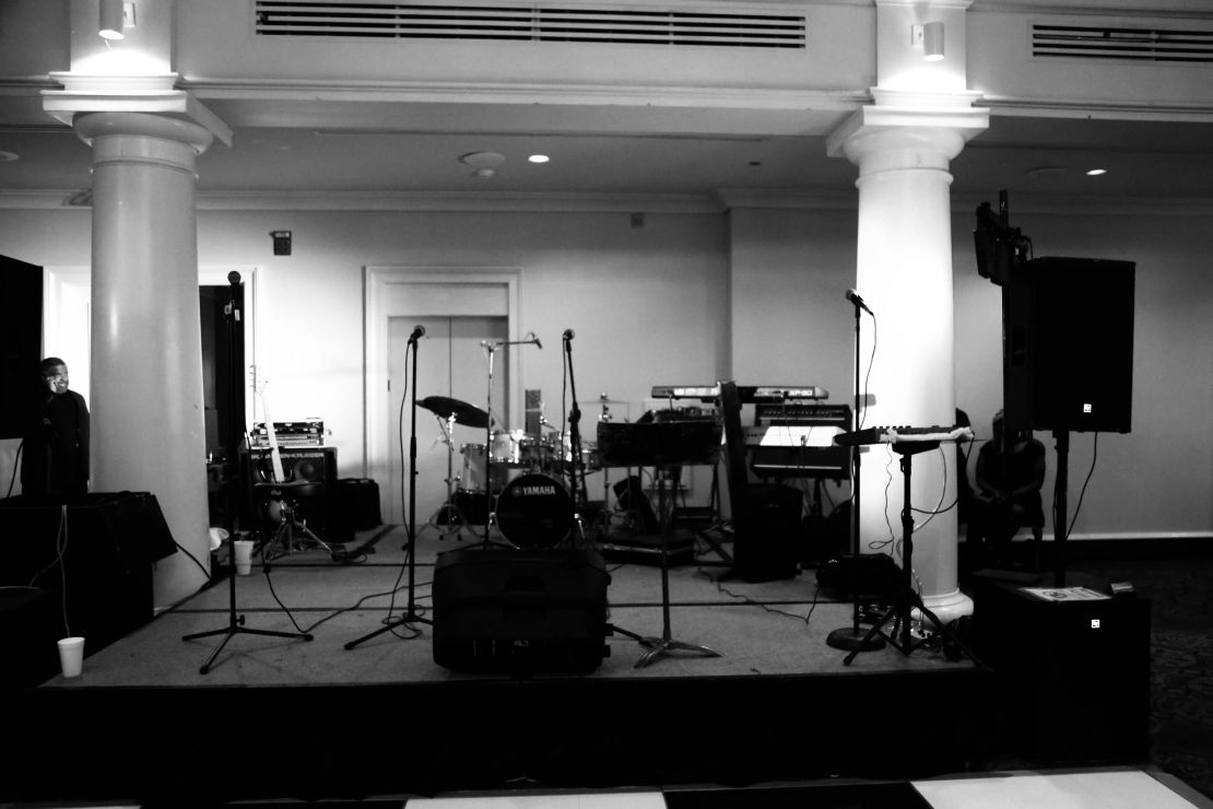 Vocalists on stage