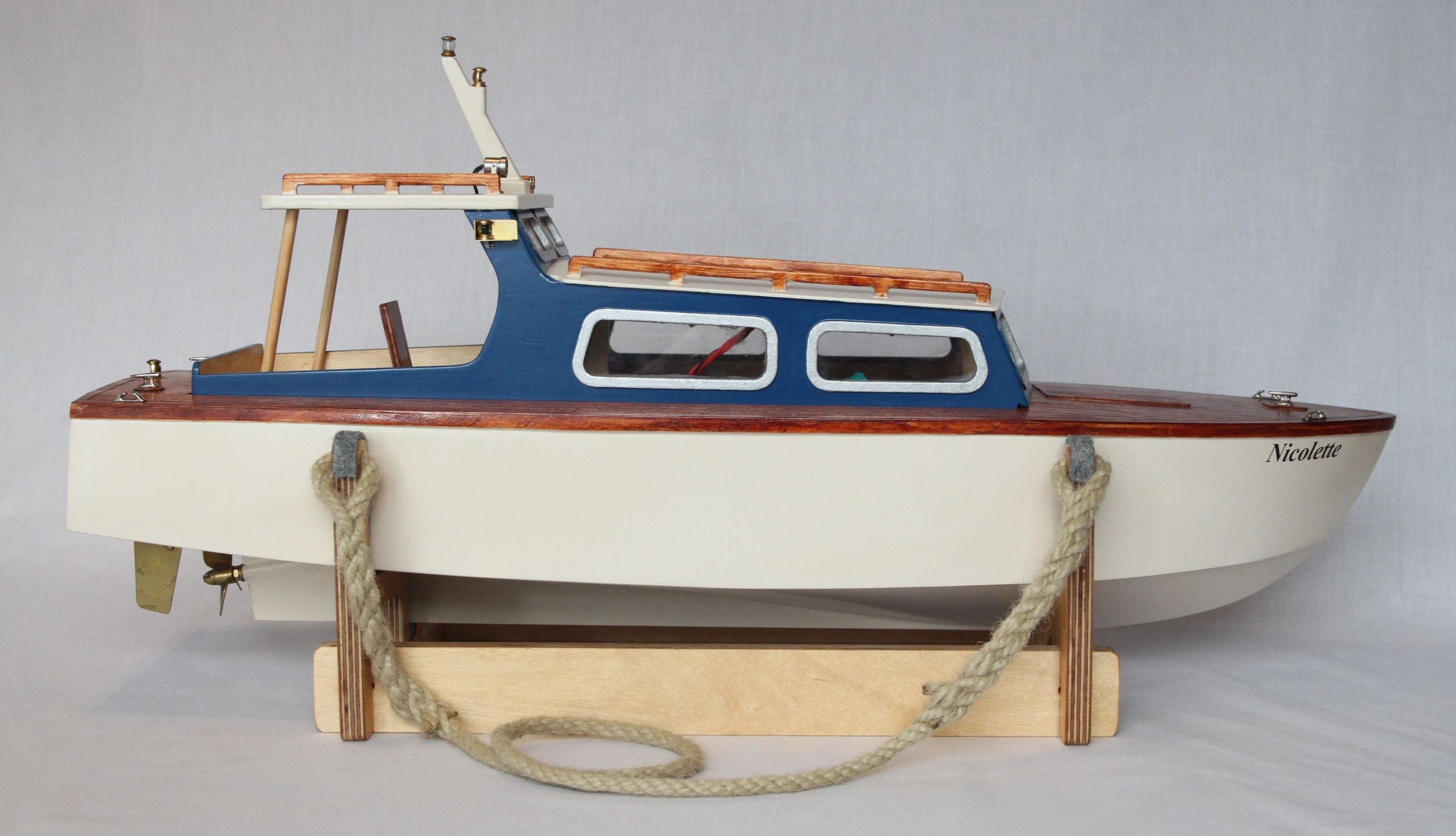 Celeste Mechanical Music - Model Boat Kit, Easy Construction