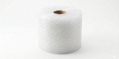Bubble wrap roll for protective packaging and shipping cushioning
