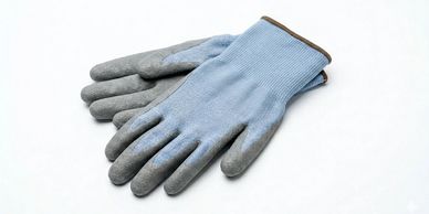 PU, nitrile, and latex coated warehouse gloves for grip and material handling