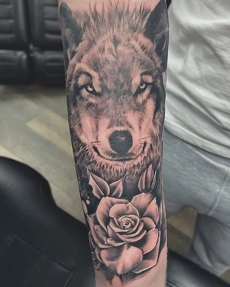 Rose Wolf Tribal Tattoo By Protectorshaded773gzo  Rose Tribal Design PNG  Image  Transparent PNG Free Download on SeekPNG