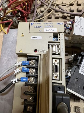 YASKAWA SGDM-20DN Servo Drive