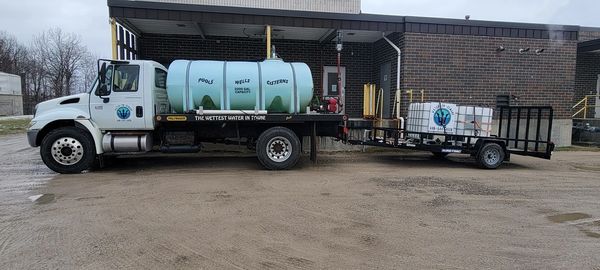 water delivery with rental tanks for temporary water system