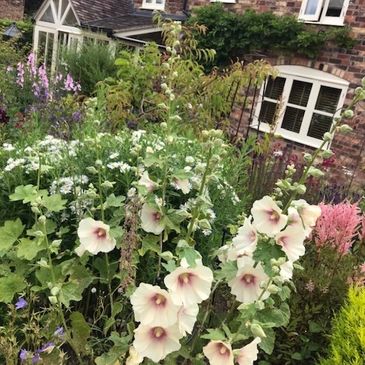 The Potting Shed, Telford operates from a studio based in a cottage garden setting.  