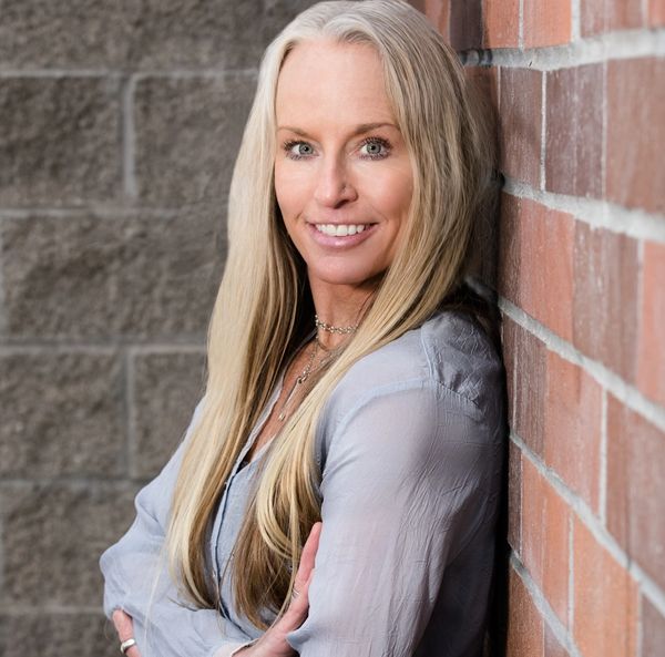 Outdoor business head shot, Frankie Palmer Photography
