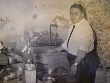Nonno salvatore gelato and granita seller