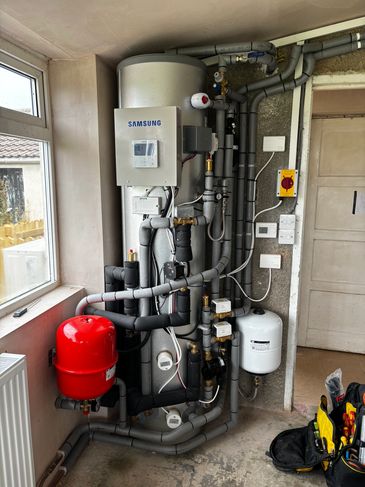 New cylinder & air source heat pump install. Complete with all new pipework, radiators & everything.