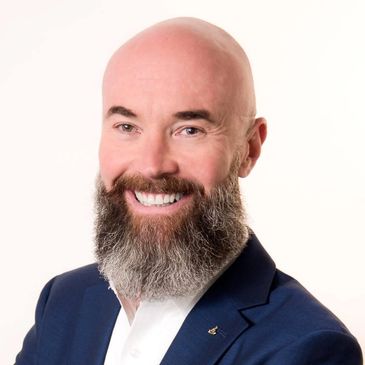 John Liley Utah Wedding Officiant and ordained minister with hipster beard. 